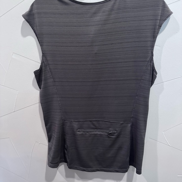 Athleta PACIFICA front wrap rash guard Ruched size large EUC - Picture 7 of 7